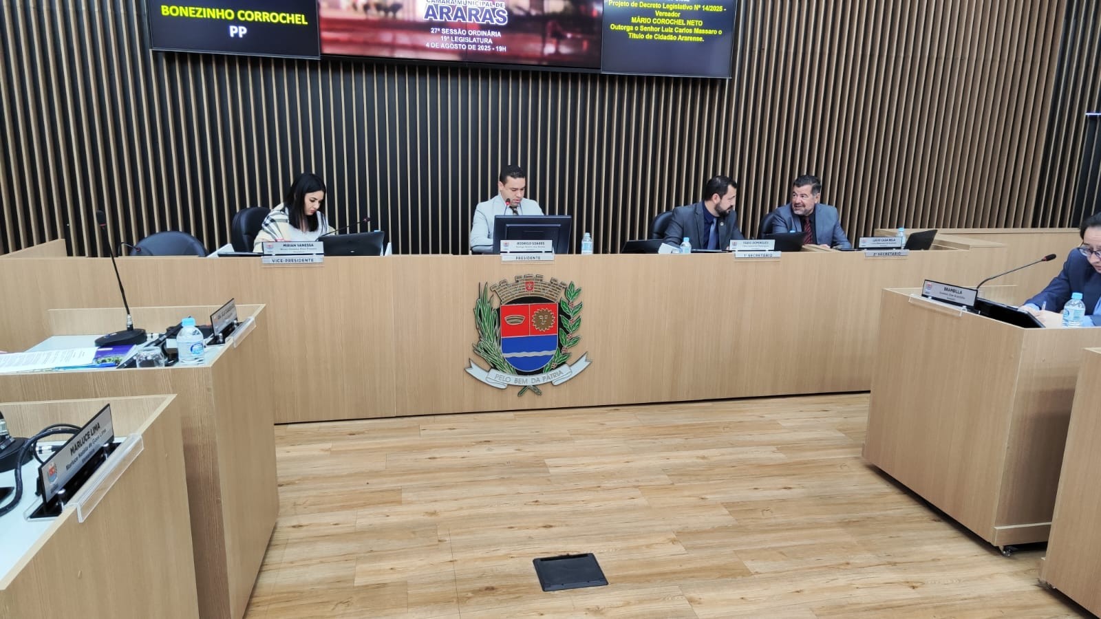 Visualize fotos 04/08/2025 27ª Sessão Ordinária