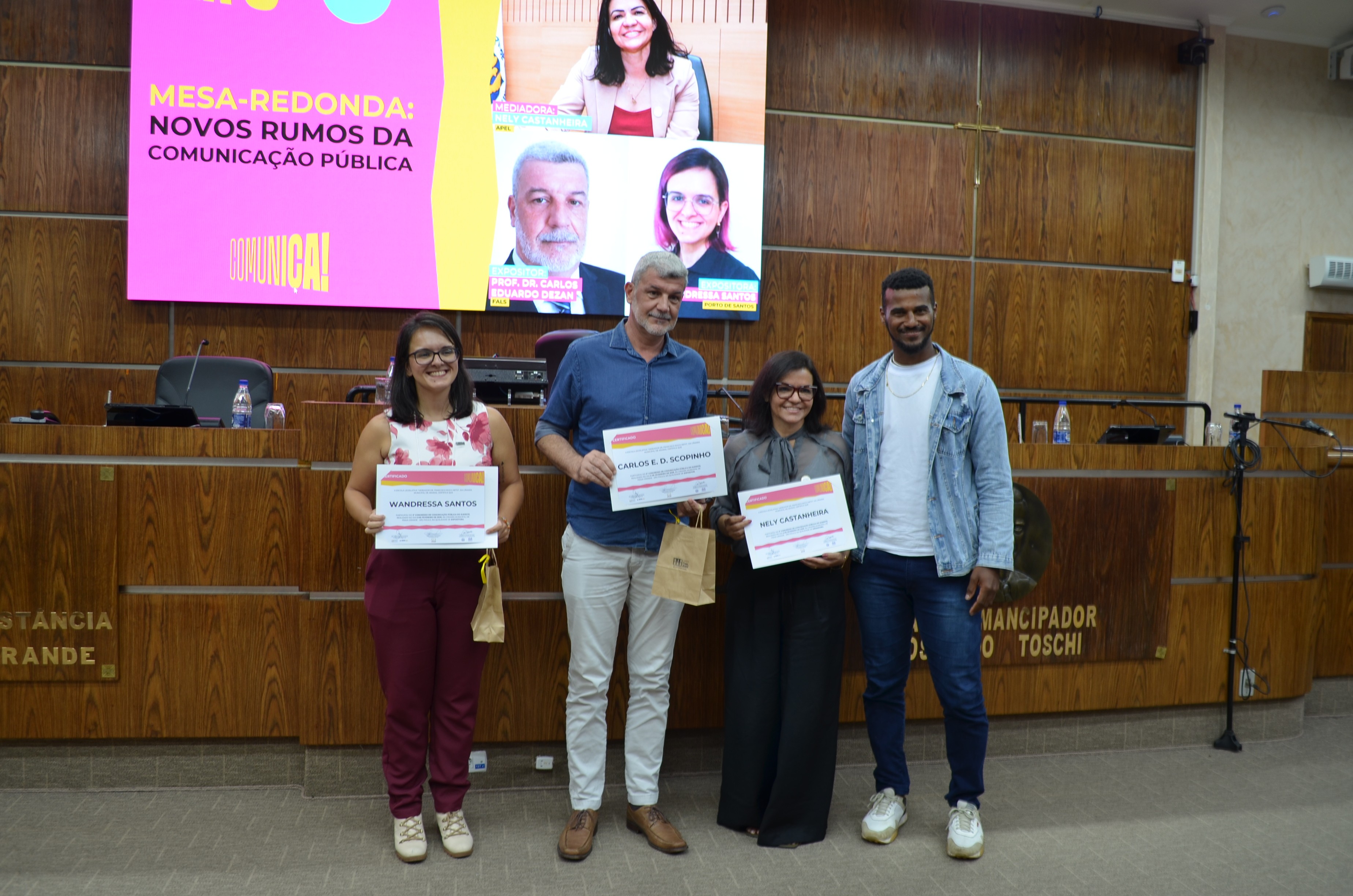 Visualize fotos 05/02/2026 - Mesa-redonda "Novos rumos da Comunicação Pública"