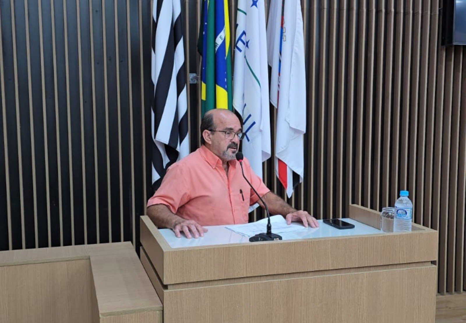 Situação econômica de Araras é tema na Tribuna Livre 